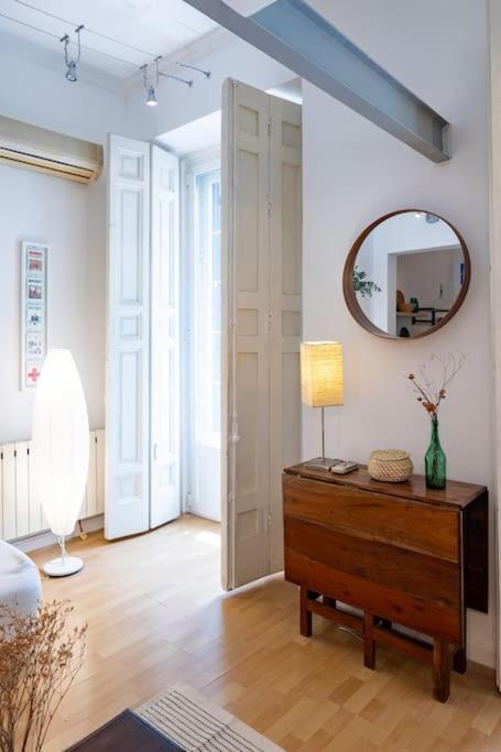 Beautiful Apartment In Malasana For 3 Pax - Ferrer Madrid Esterno foto